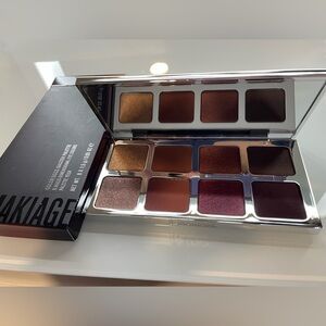 Il Makiage Color Boss Master Palette - 8 x1.5g colors